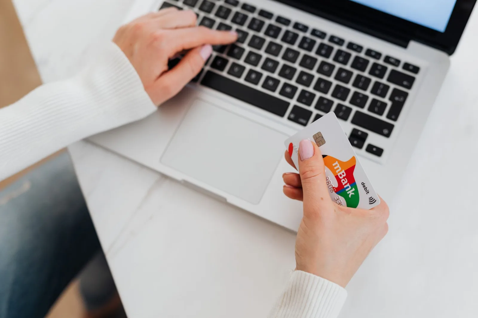 Estonian OÜ for Non-Residents: Setup, Tax, Banking Guide